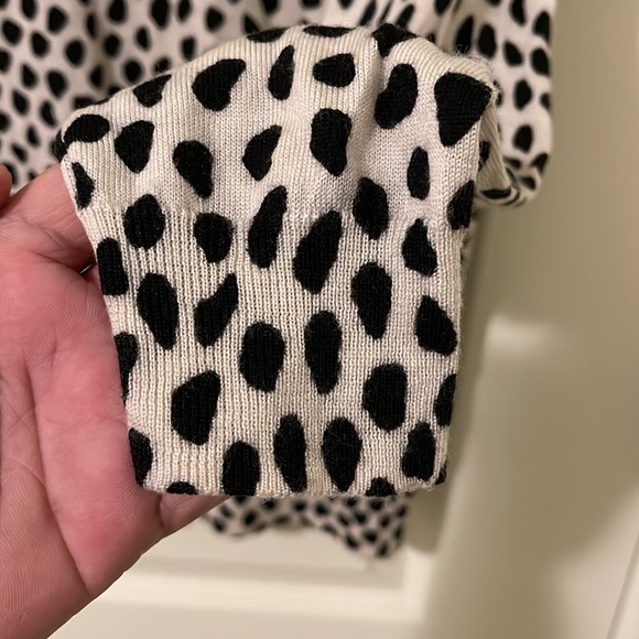 BNWOT J. Crew Leopard Print Sweater Super Stretchy Long Sleeve Tops Size Medium - Picture 3 of 5